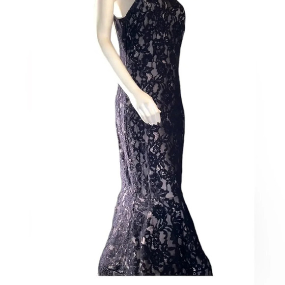 BLACK LACE OVERLAY FLOOR LENGTH TEIRED RUFFLED MERMAID GOWN BY WINDSOR SIZE L - Picture 4 of 14